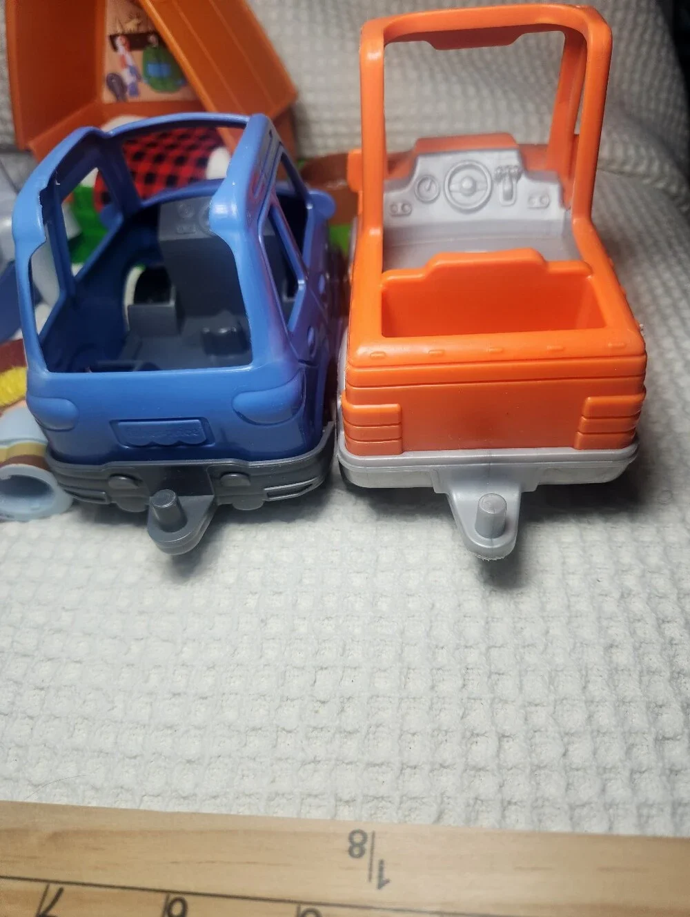 Fisher-Price Little People Camping Adventure Set Blue Car and Orange Truck 6 Pcs